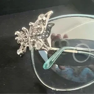 FABULOUS VALENTINO BUTTERFLY SUNGLASSES Valentino | Accessories | Fabulous Valentino Butterfly  main image 3